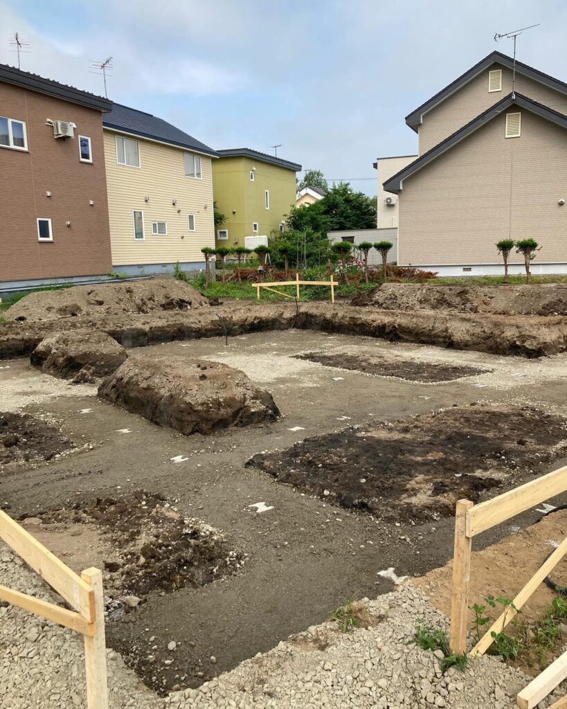【帯広】地盤特性を見極めパイル工事で地盤補強。新築工事始まる。