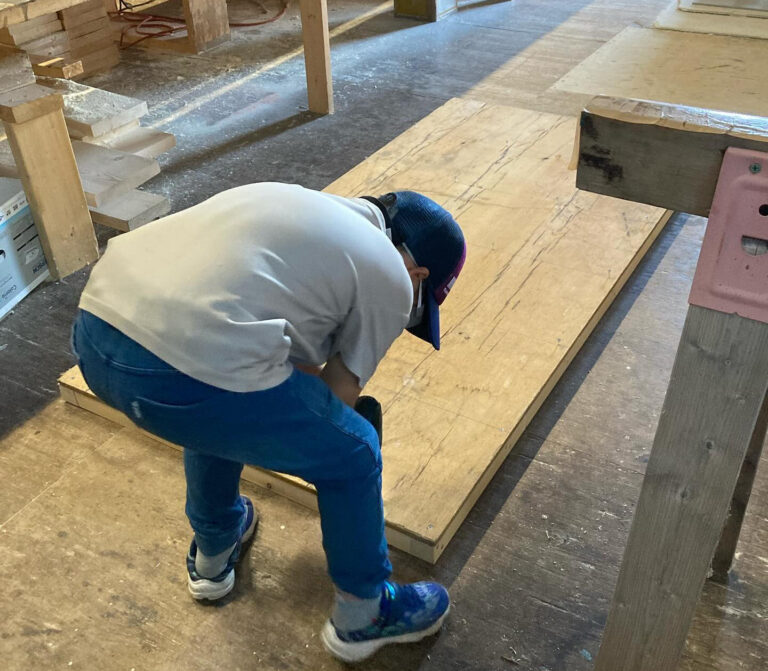 【プライベートワークショップIN作業場】床から施工、マンツーマンで指導する日曜日