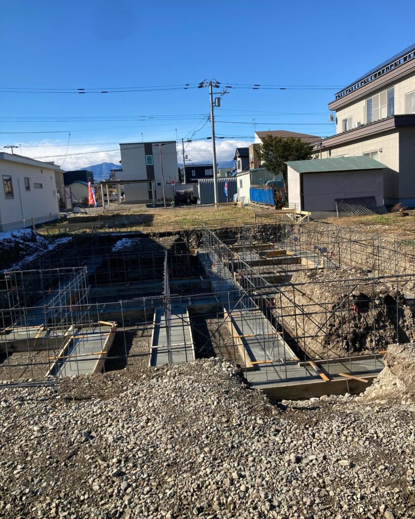 【芽室】ベースコンクリート打設、試行錯誤の毎日。