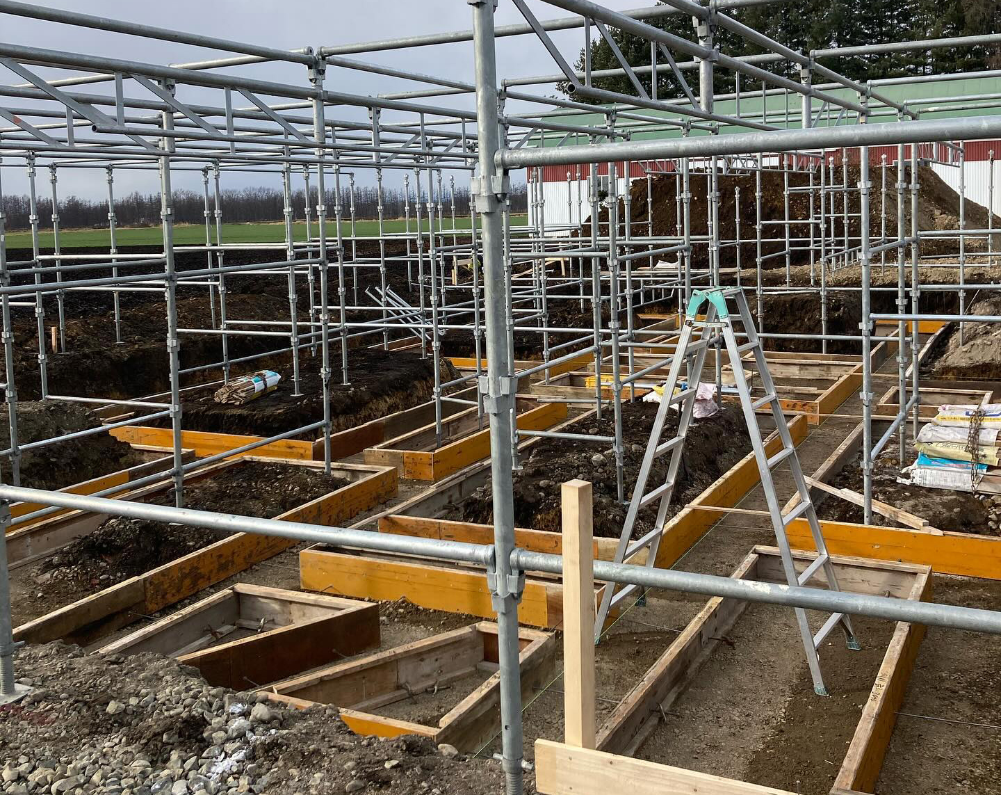 【音更】各業者様に感謝、養生が無事終了