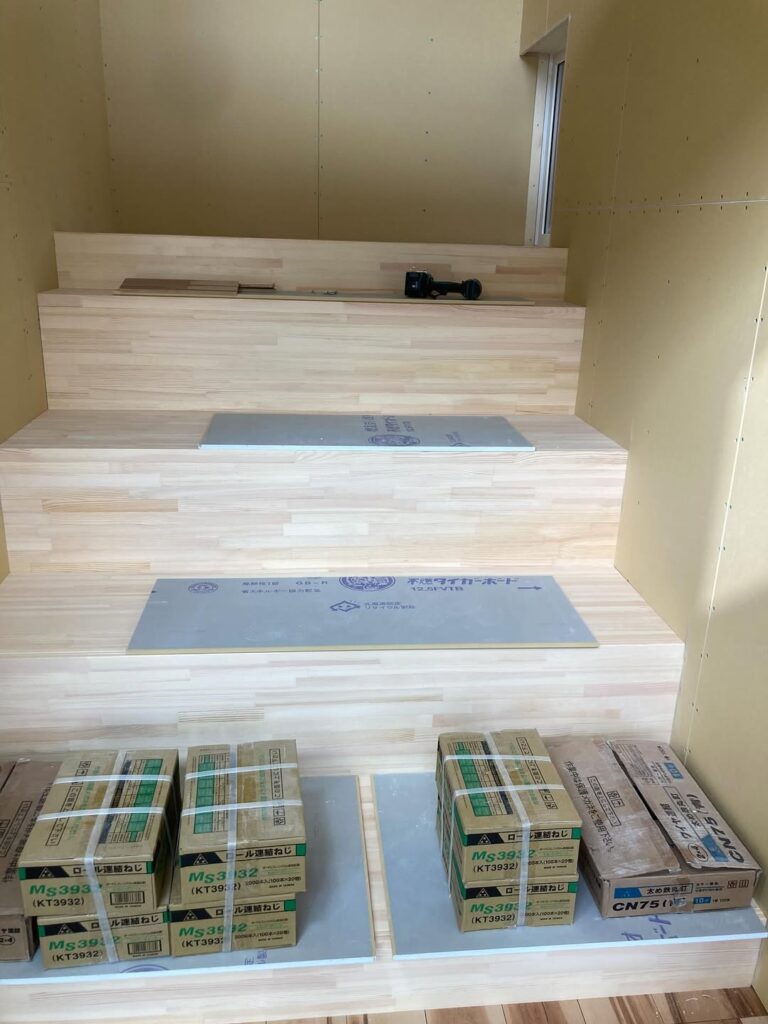 "やってみよう"シリーズ　階段編