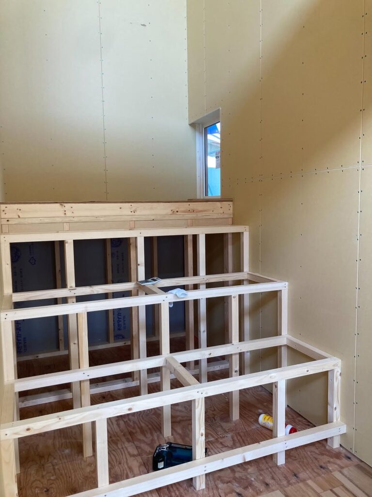 "やってみよう"シリーズ　階段編