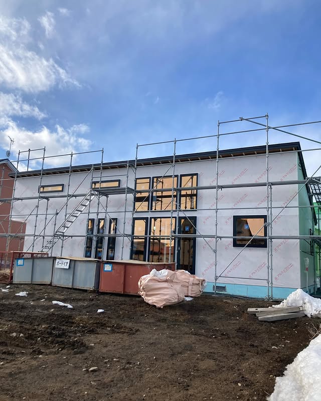 【清水町】精度の高い技術と仕上がりで外装完了間近。