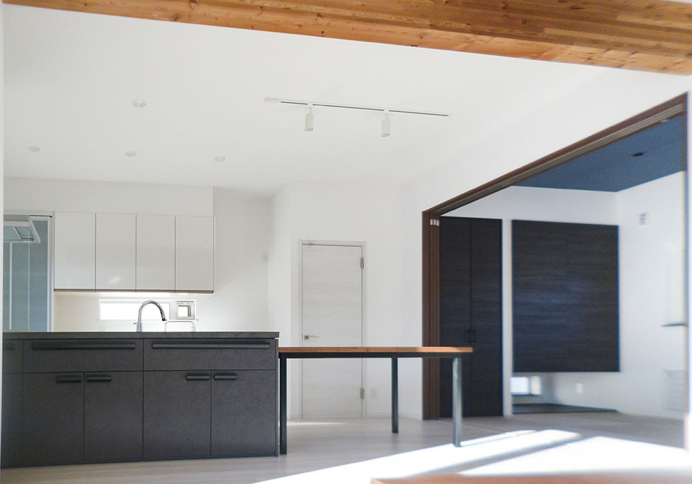 インテリアにこだわったナチュラルモダンな家　本別町T邸