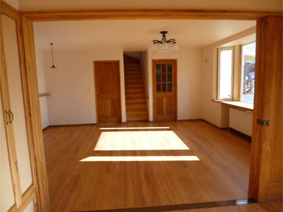 アンティークな建具が似合う家　幕別町C邸