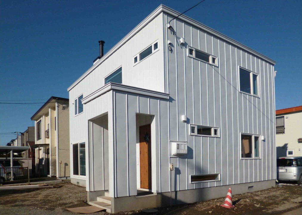 白と白の家 帯広市S邸