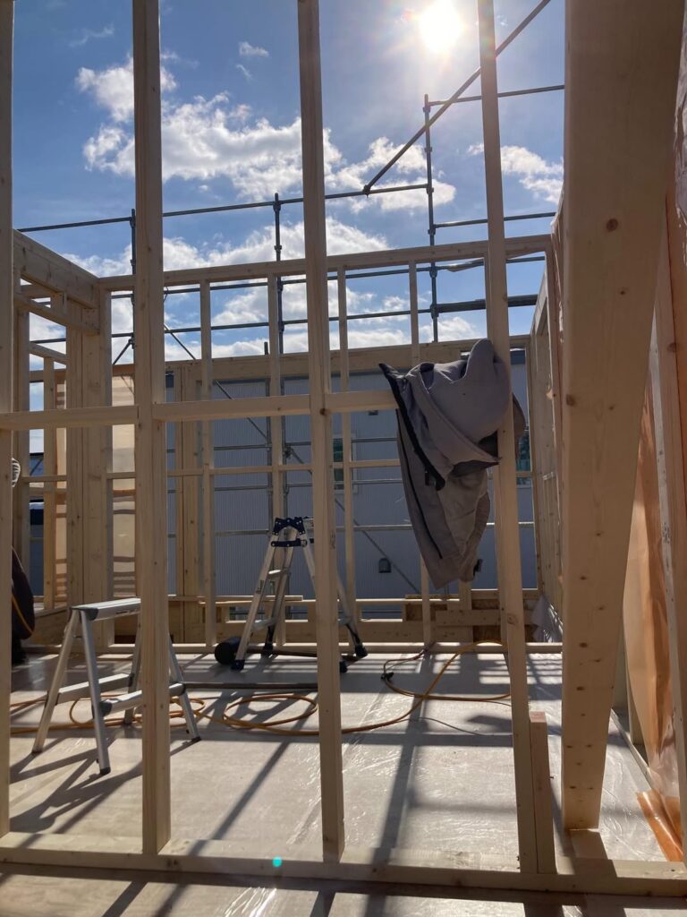 【帯広】2Fの壁おこし、安全第一で行きましょう