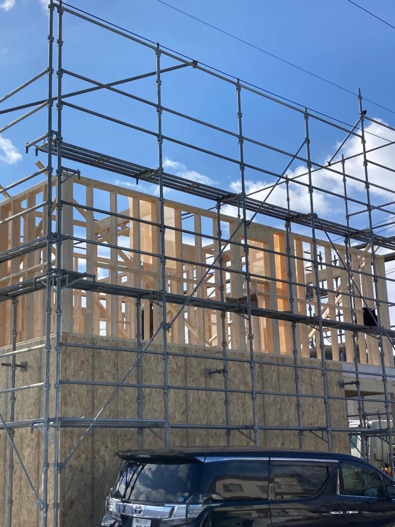 【帯広】2Fの壁おこし、安全第一で行きましょう